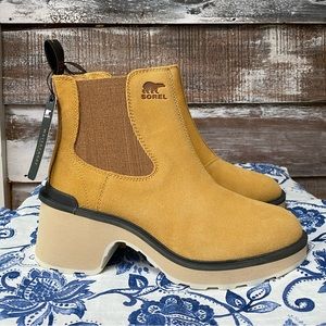 🖤NWT🖤 Sorel Hi-Line Heel Chelsea Boot